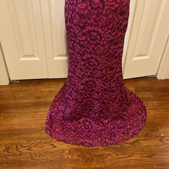 Eliza J formal gown size 4 - Picture 3 of 9